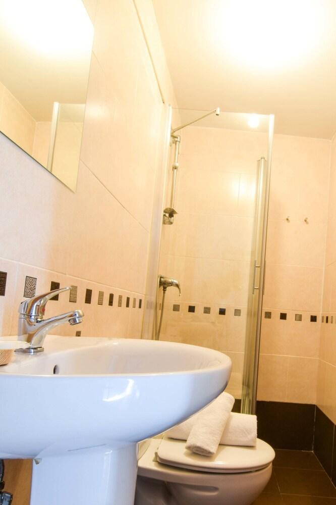 Letmalaga Gisela Appartement Buitenkant foto